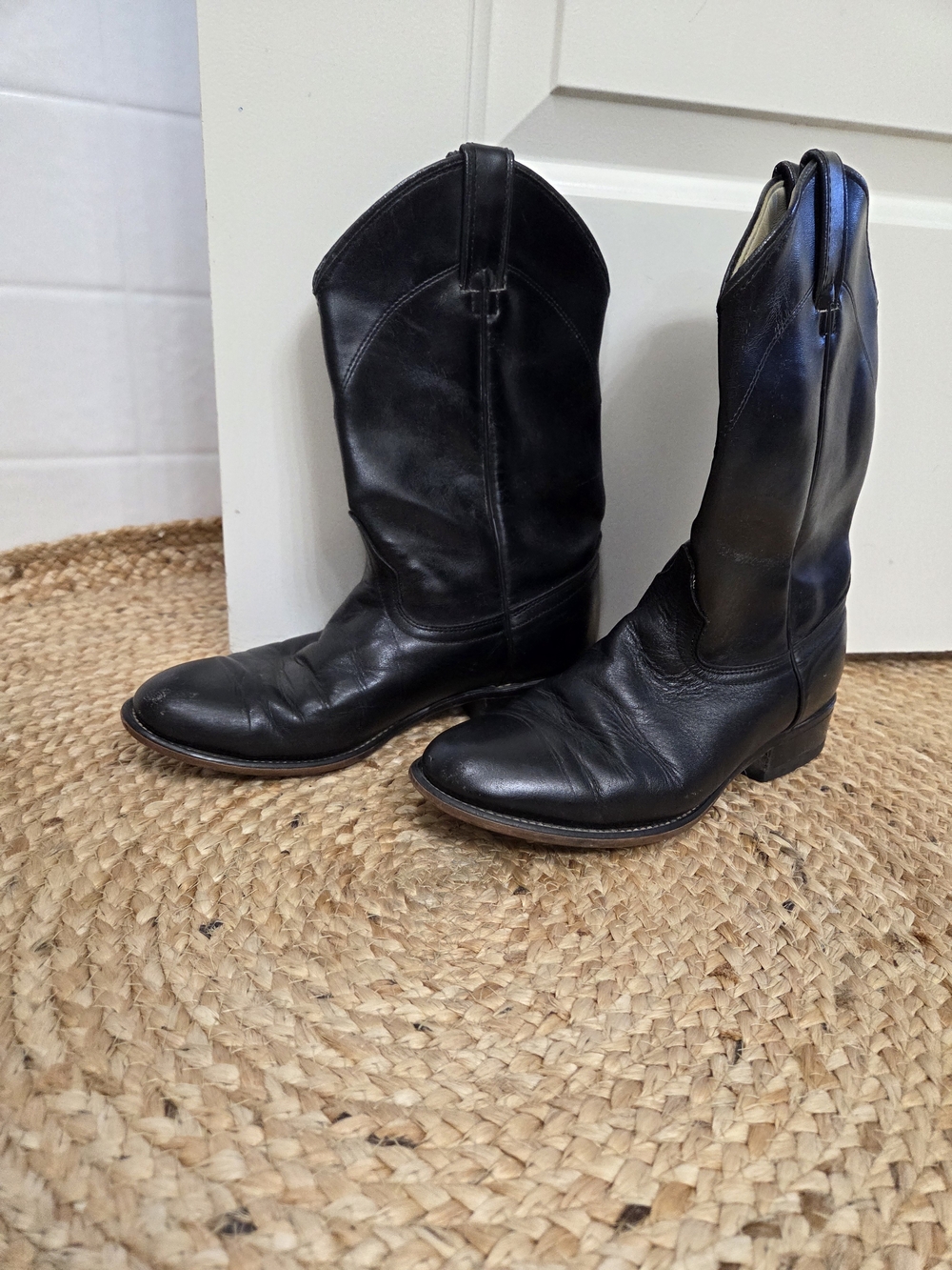 Laredo Black Smooth Leather Western Cowboy Boots - Picture 2 of 5